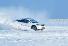 冬季冰雪路段如何安全行驶,冬季开车要注意什么?4个冬季开车技巧分享-汽车生活365