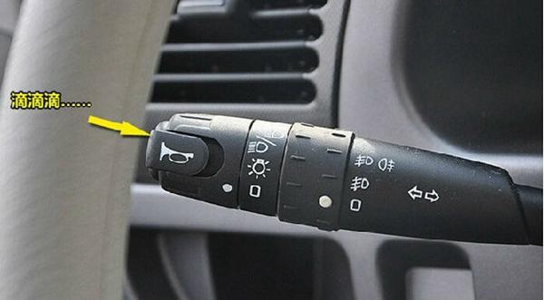 超详细汽车内部按钮功能图解？教你认识汽车内部每一个按键开关！