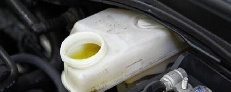 如何判断汽车刹车油有空气？刹车空气排不净有什么症状，会有什么后果？