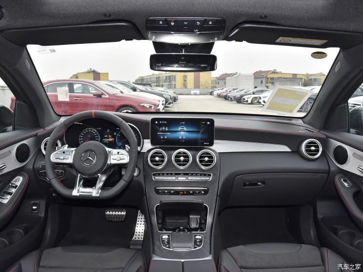 新款梅赛德斯AMG GLC 43 4MATIC轿跑SUV上市，汽车报价69.58万元